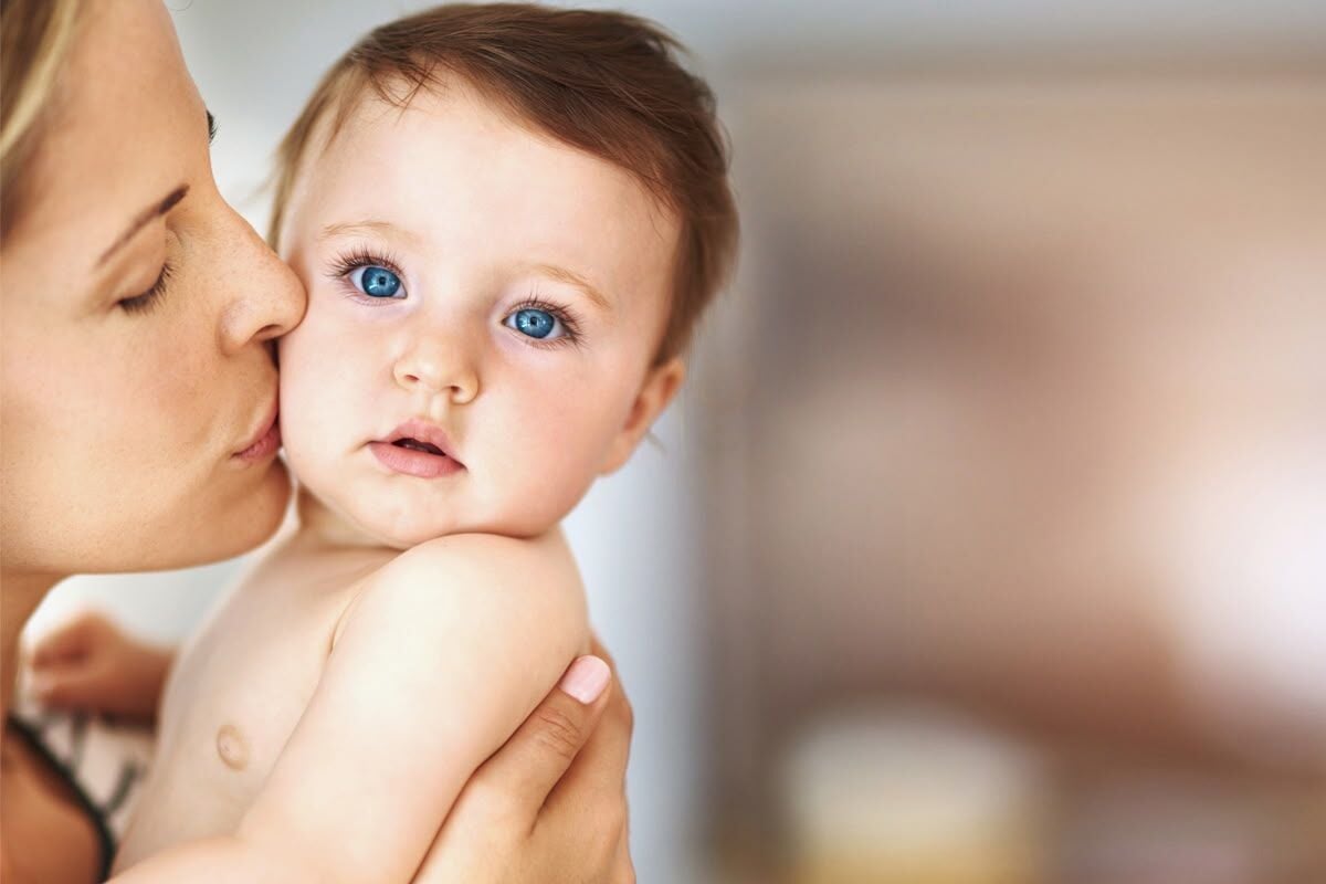 ANNE VE BEBEK İÇİN DOĞAL RİTİM: EMZİRME DÖNEMİNDE DİNGİNLİĞİN VE SIVI DENGESİNİN EN ASİL HALİ